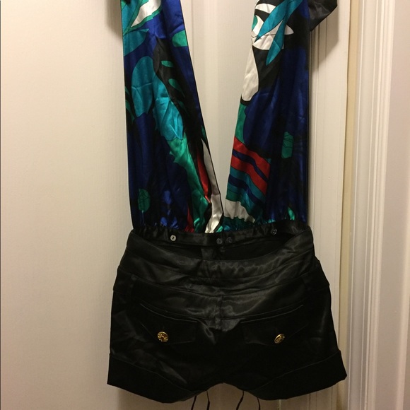 Guess black short jumper - Picture 2 of 2